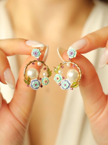 Pierres de Jade Vergulde oorstekers met parels en edelstenen