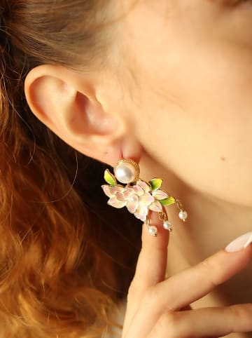 Pierres de Jade Vergulde oorstekers met parels