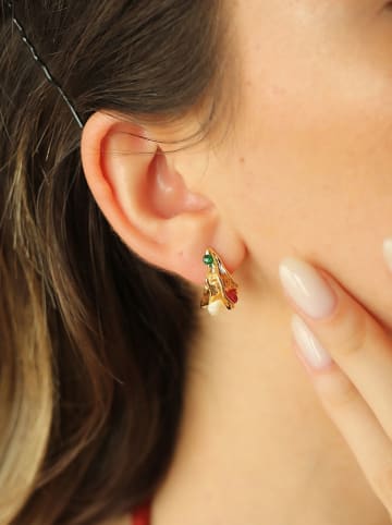 Pierres de Jade Vergold. Ohrstecker mit Perlen und Kristallen