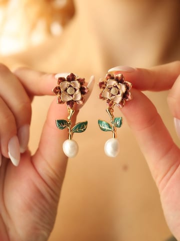 Pierres de Jade Vergold. Ohrstecker mit Perlen