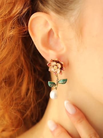 Pierres de Jade Vergold. Ohrstecker mit Perlen