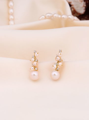 Pierres de Jade Vergold. Ohrstecker mit Perlen und Edelsteinen