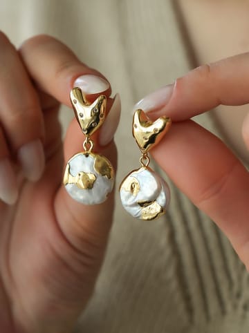 Pierres de Jade Vergulde oorstekers met parels en edelstenen