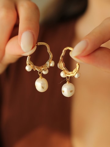 Pierres de Jade Vergold. Creolen mit Perlen