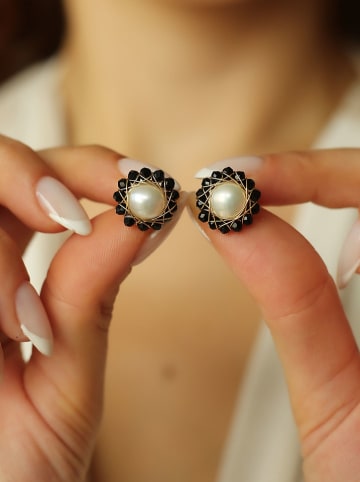 Pierres de Jade Vergold. Ohrstecker mit Perlen und Edelsteinen