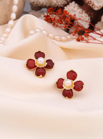 Pierres de Jade Pozłacane kolczyki-wkrętki z perłami i koralami