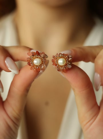 Pierres de Jade Vergold. Ohrstecker mit Perlen und Edelsteinen