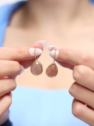 L'Atelier de Gaia Vergulde oorhangers met edelstenen