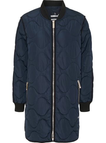 TicketWOMAN Płaszcz pikowany "Carla" w kolorze granatowym