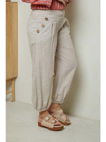 Curvy Lady Hose in Beige