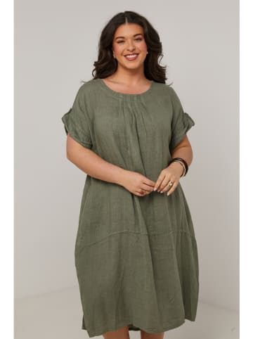 Curvy Lady Lniana sukienka w kolorze khaki