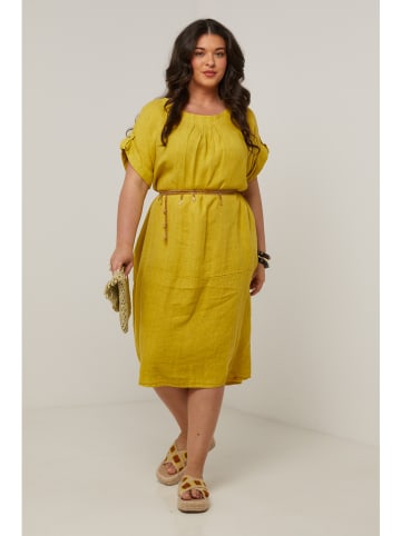 Curvy Lady Lniana sukienka w kolorze żółtym