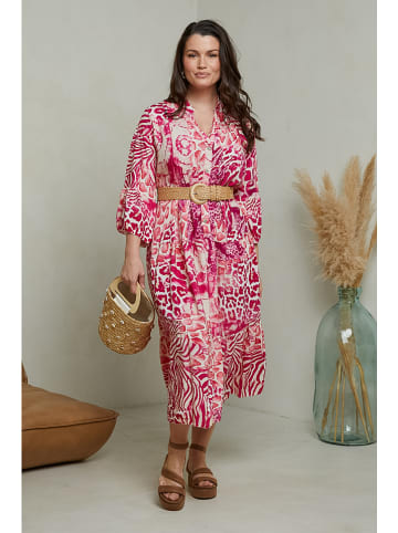 Curvy Lady Kleid in Pink