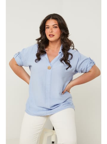 Curvy Lady Bluse in Hellblau