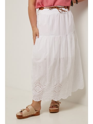 Curvy Lady Rock in Weiß