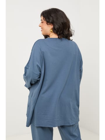 Curvy Lady Longsleeve in Blau