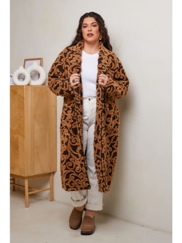 Curvy Lady Płaszcz przejściowy w kolorze brązowym