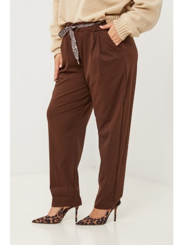 Curvy Lady Hose in Braun