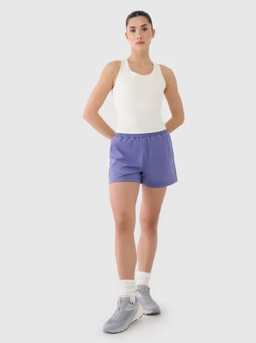 4F Szorty funkcyjne w kolorze fioletowo-błękitnym