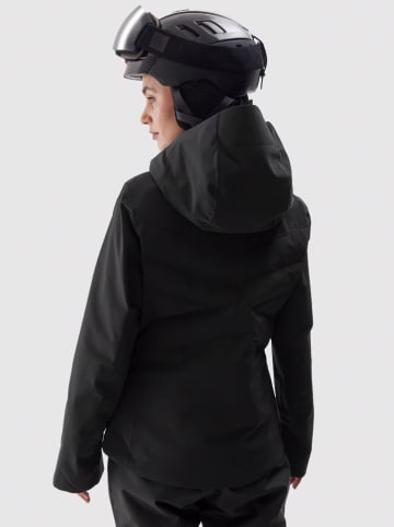 4F Kurtka narciarska w kolorze czarnym