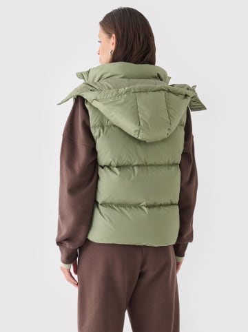 4F Daunenweste in Khaki