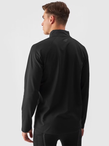 4F Podkoszulek termiczny w kolorze czarnym