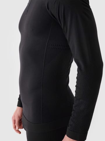 4F Thermounterhemd in Schwarz