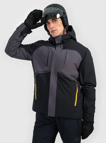 4F Ski-/ Snowboardjacke in Schwarz
