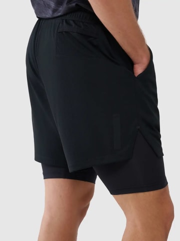 4F Funktionsshorts in Schwarz