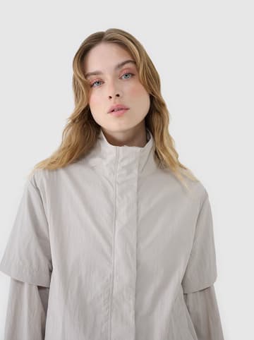 4F Kurtka przejściowa w kolorze szarym