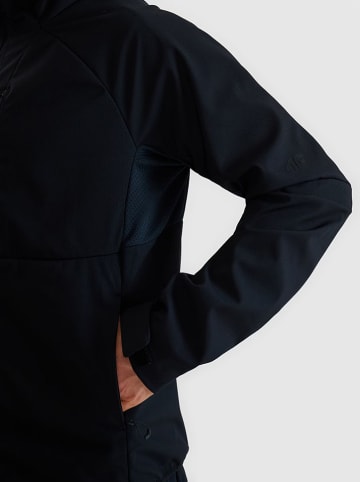 4F Softshelljas zwart