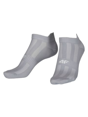 4F Skarpety (3 pary) w różnych kolorach