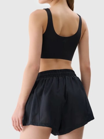 4F Trainingsshorts in Schwarz