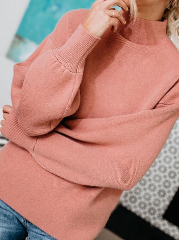 Milan Kiss Sweter w kolorze jasnoróżowym