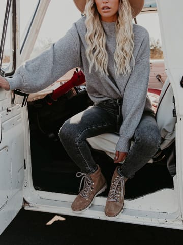 Milan Kiss Pullover in Grau