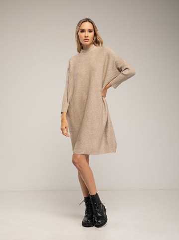 Tantra Sukienka w kolorze beżowym