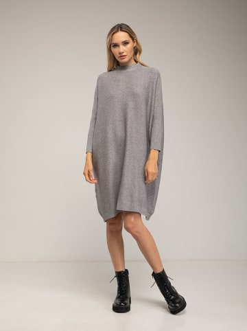 Tantra Kleid in Grau