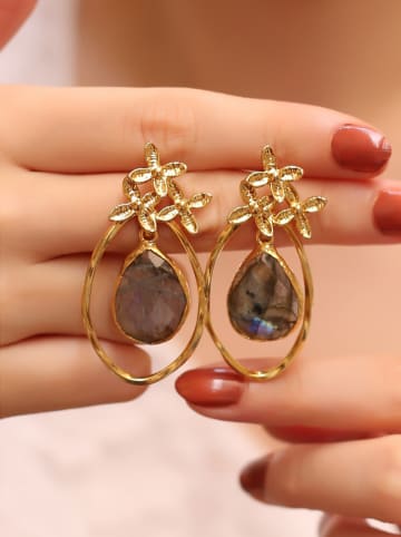 L'Atelier de Gaia Vergulde oorstekers met edelstenen