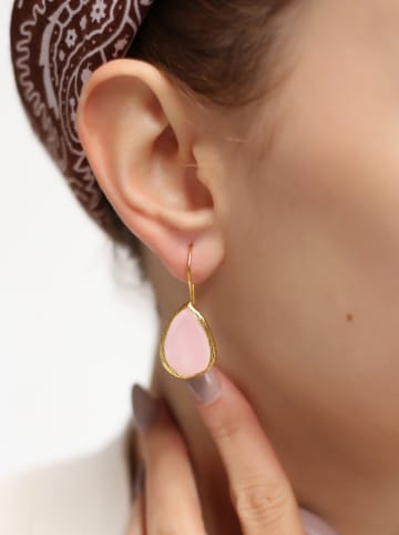 L'Atelier de Gaia Vergulde oorhangers met edelstenen