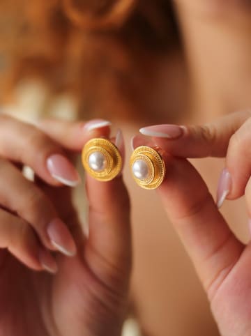 L'Atelier de Gaia Vergulde oorstekers met parels