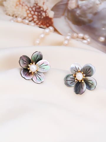 L'Atelier de Gaia Vergulde oorstekers met edelstenen en parels