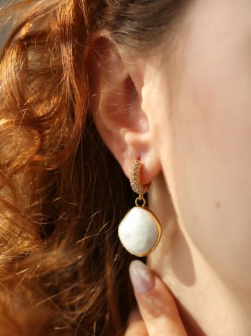 L'Atelier de Gaia Vergulde oorringen met parels en edelstenen