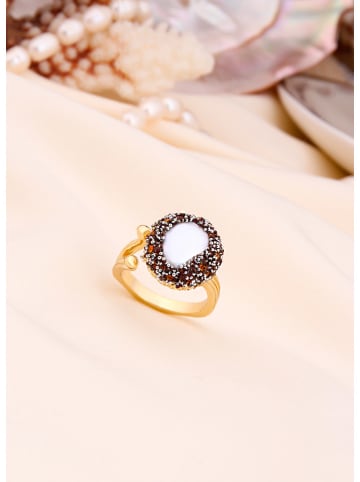 L'Atelier de Gaia Vergulde ring met parel en edelstenen