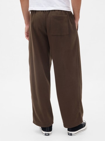 GAP Spodnie dresowe w kolorze brązowym