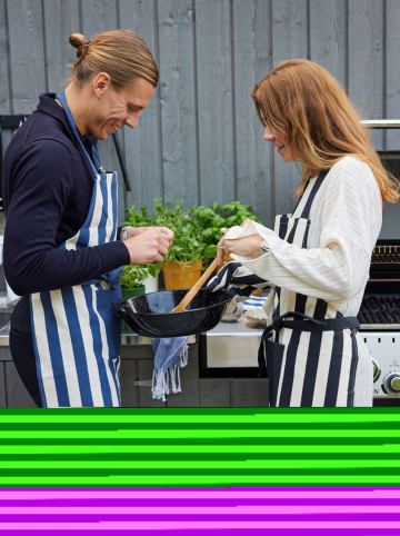 Sagaform 2-delige set: kookschort & ovenwant "Aron" zwart/wit