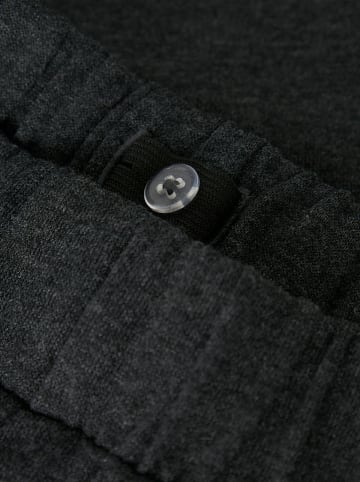 name it Spodnie dresowe "Fofina" w kolorze czarnym