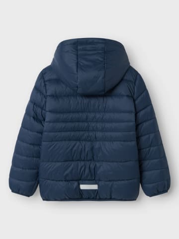 name it Kurtka pikowana "Marble" w kolorze granatowym