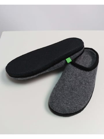 Kaiser Naturfellprodukte Hausschuhe in Grau