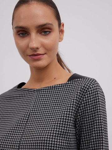 BGN Bluse in Schwarz/ Grau