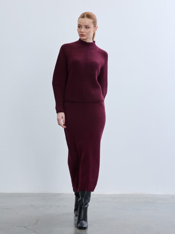 BGN Rok bordeaux